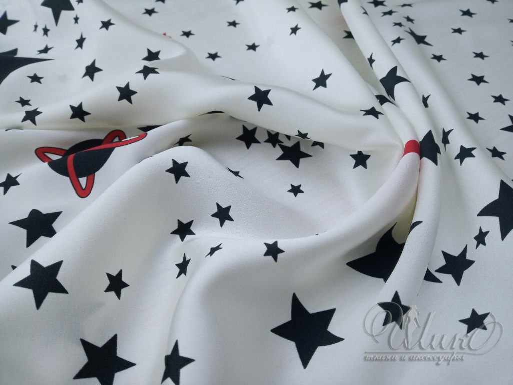 Ткань Шелк молочного цвета принт звезды и планеты 3